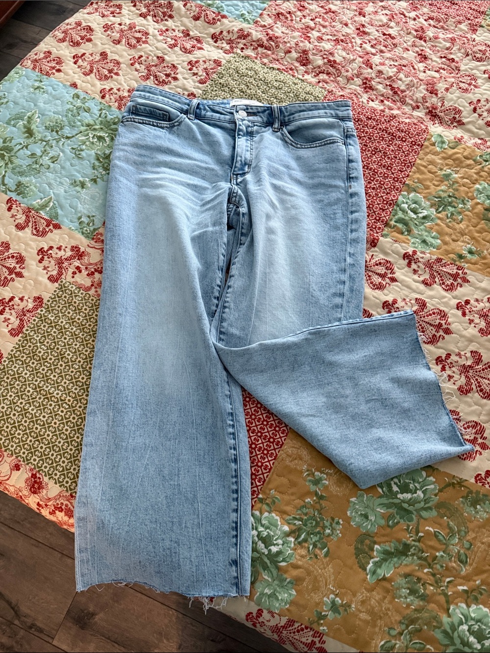 Light Blue cropped Wide-Leg Women's Jeans
